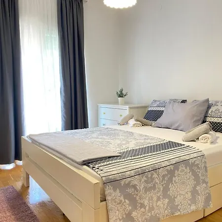 Apartman Vesna City 2. Pg Podgorica Exterior photo